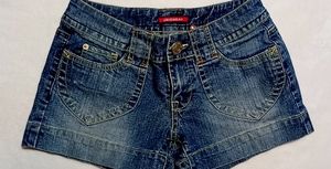 Union Bay stretch shorts